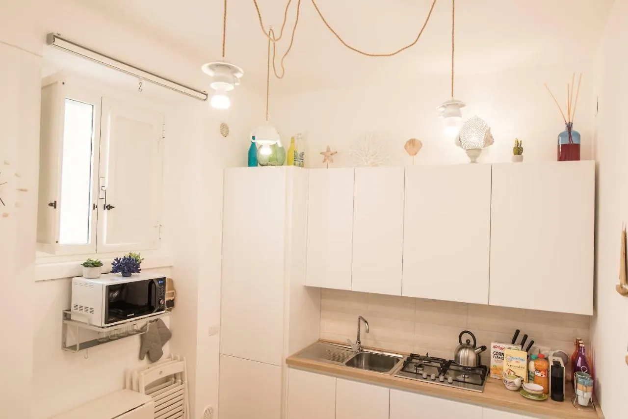 Finestra Sul Porto Apartment Bari
